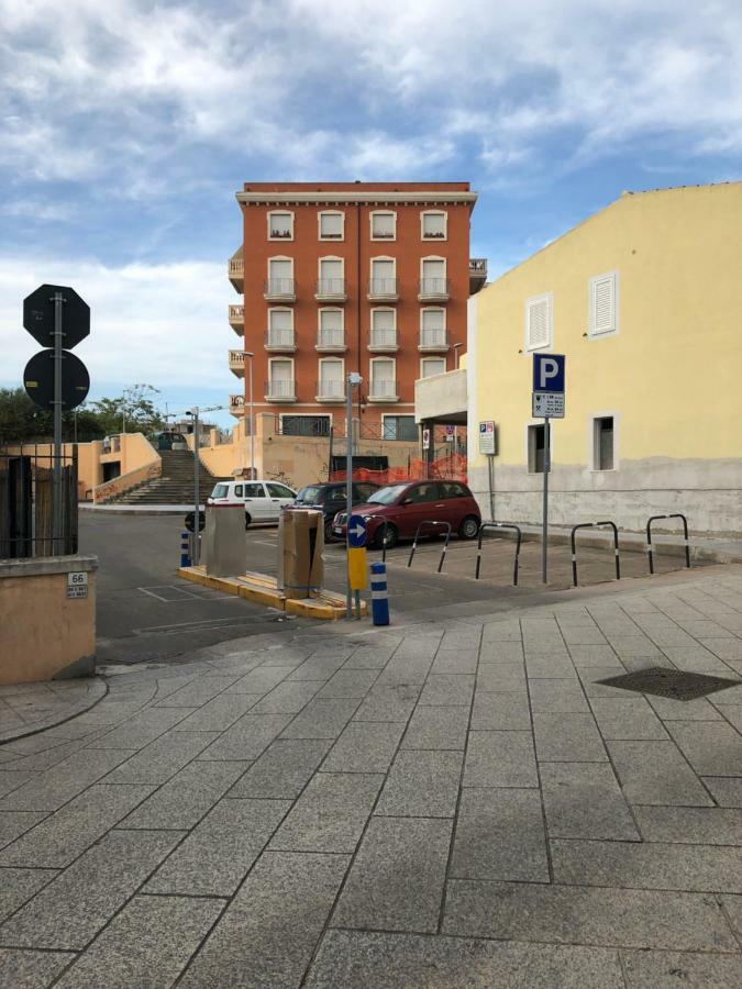 Via Acquedotto N. 66, Condominio "Le Piramidi" Olbia Luaran gambar